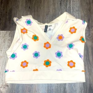 H&M Creme Floral Crop Top